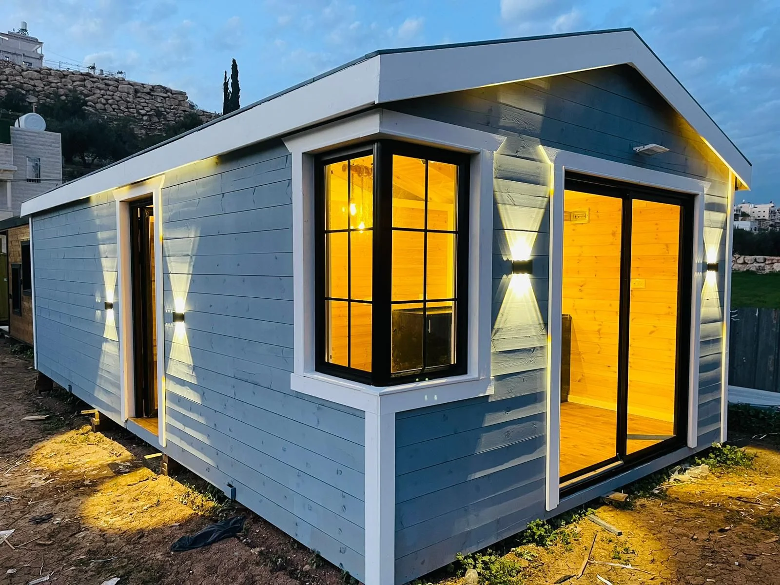 WhatsApp Image 2025-04-09 at 22.03.18