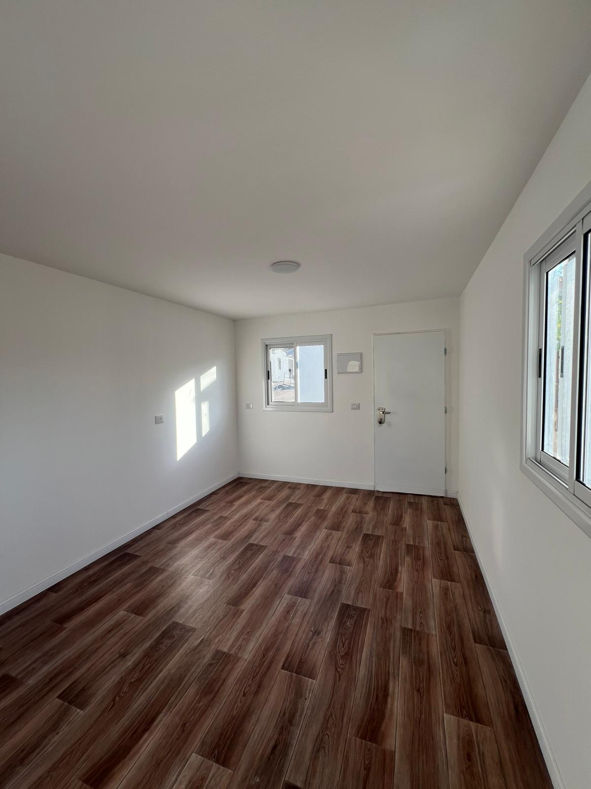 WhatsApp Image 2025-12-01 at 15.10.54 (1)